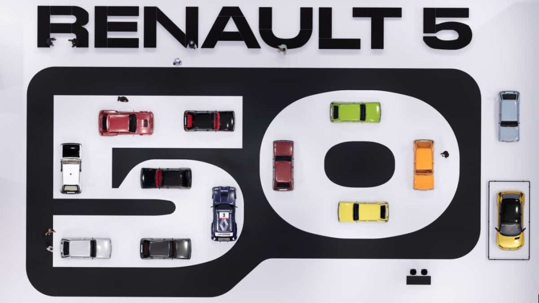 Renault - 50e anniversaire de Renault 5 au Salon Rtromobile