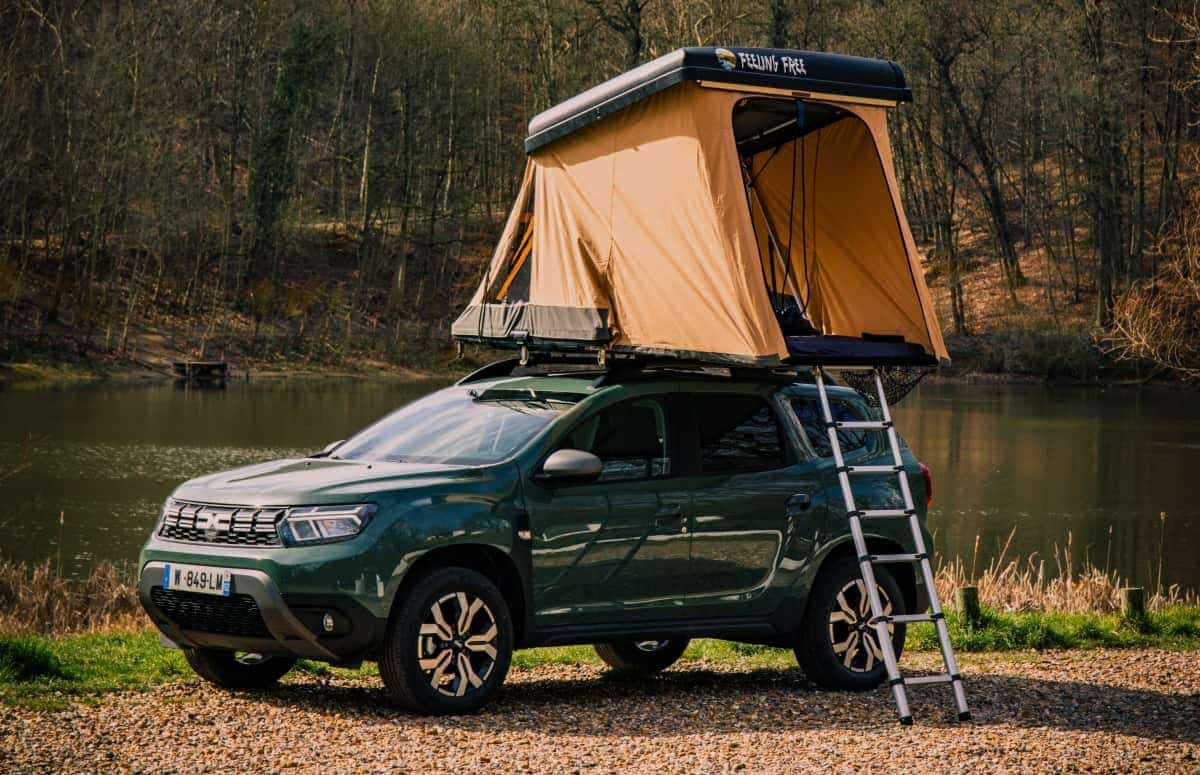 Combien coute la tente de hayon Dacia 3 personnes 1 chambre ? - DACIA