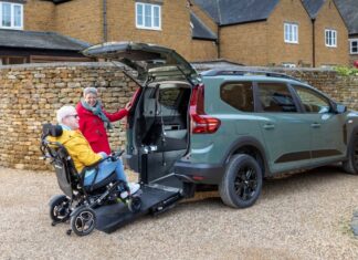 Dacia Jogger offre une solution de mobilité véritable en tant que voiture familiale abordable, adaptée aux fauteuils roulants Dacia Jogger_TPMR